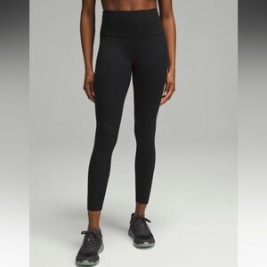 NWT!🍋🍋Lululemon Wunder Train HR Ribbed Tight 25”🍋🍋. Size 8. Color Black.